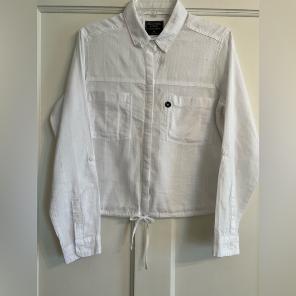 Abercrombie & Fitch Tops - Women’s Brand New Tags On Abercrombie and Fitch White Shirt